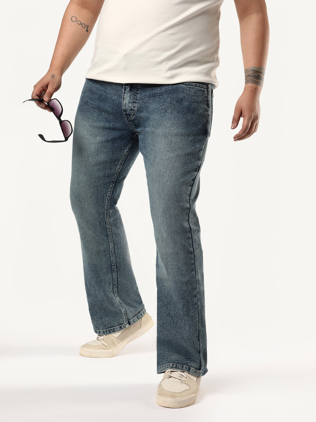 Plus Men's Light Blue Bootcut Fit Mid Rise Tinted Heavy Washed Jeans Stretchable