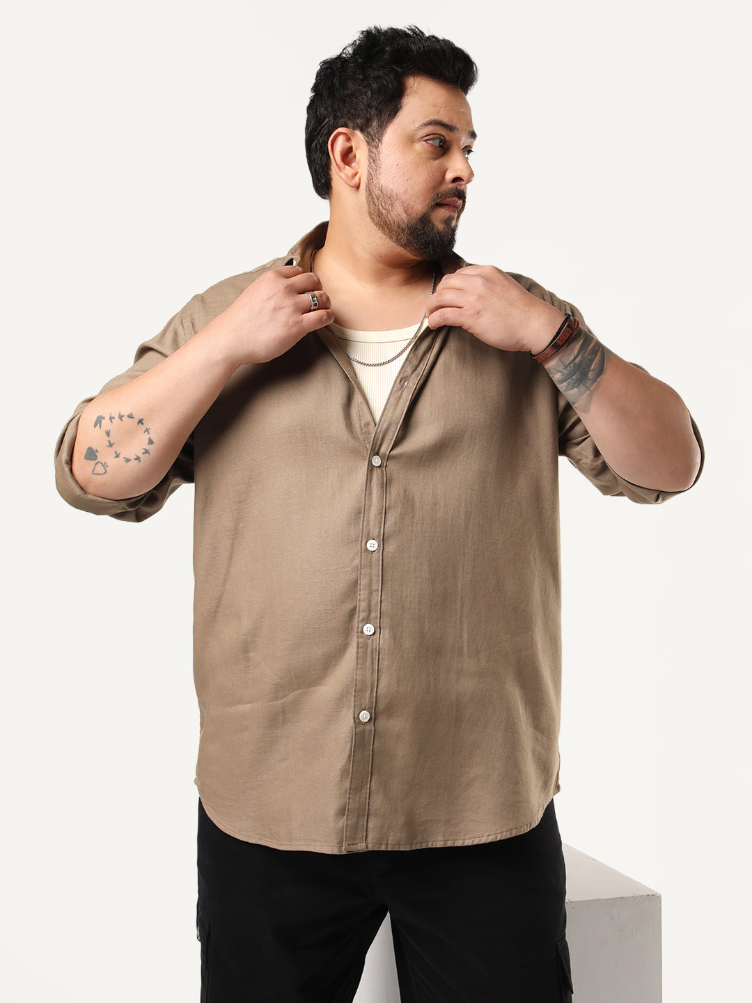 Plus Men's Coffee Linen Blend Full Sleeve Relaxed Fit Casual Solid Shirt